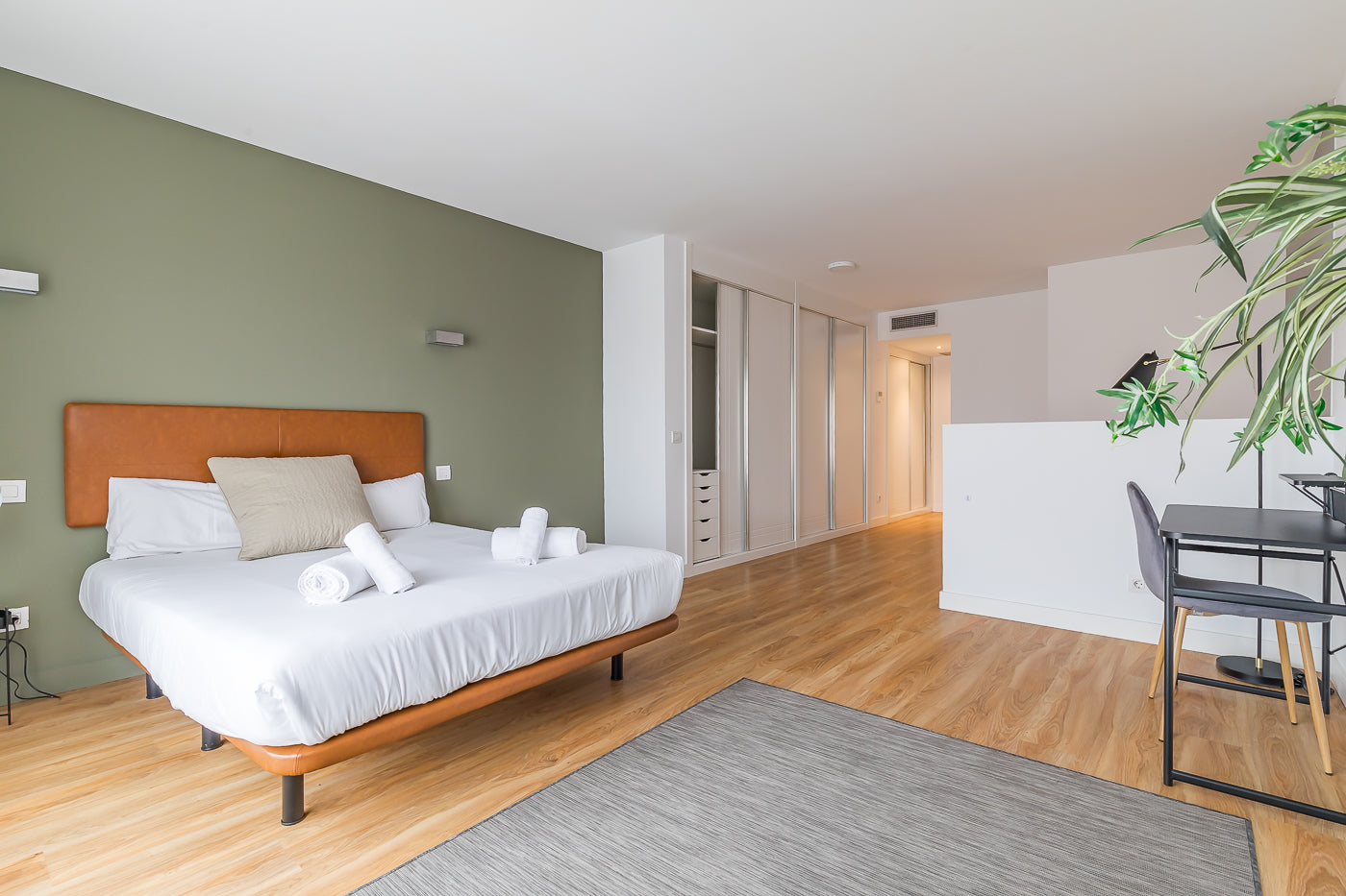 Avenida de la Ciudad de Barcelona 89, 1 Bedroom Duplex